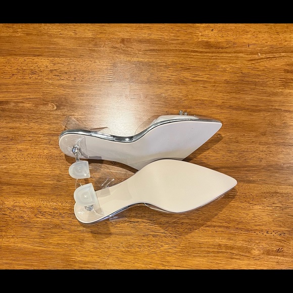 Silver and clear sparkly Cinderella low heel - Picture 3 of 5
